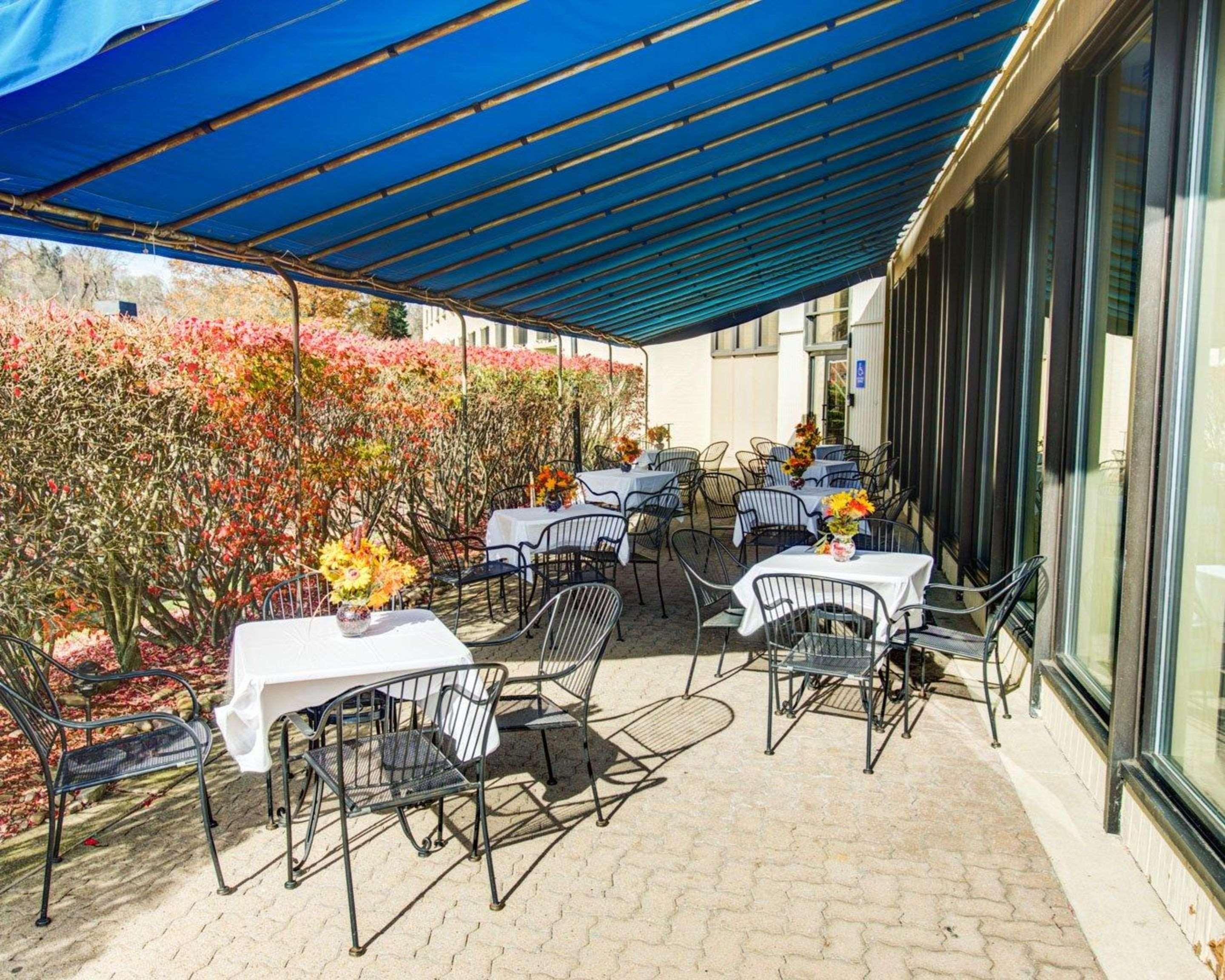 Comfort Inn Conference Center Churchill Екстер'єр фото