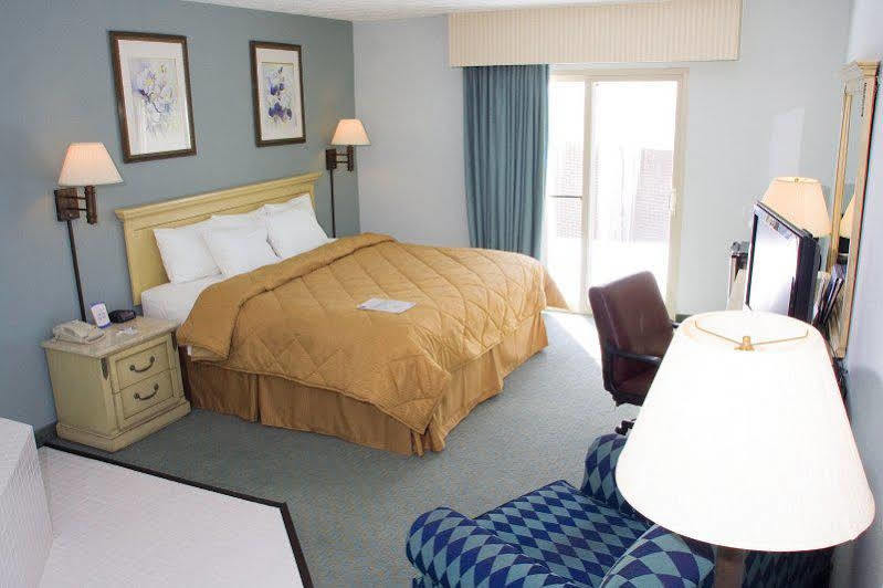 Comfort Inn Conference Center Churchill Екстер'єр фото